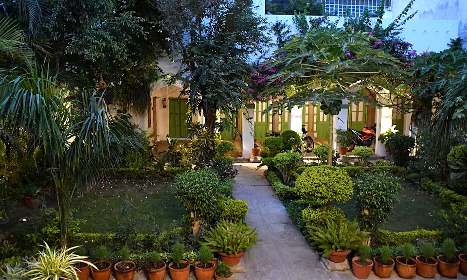 The inner courtyard of Nawab Ki Deohri